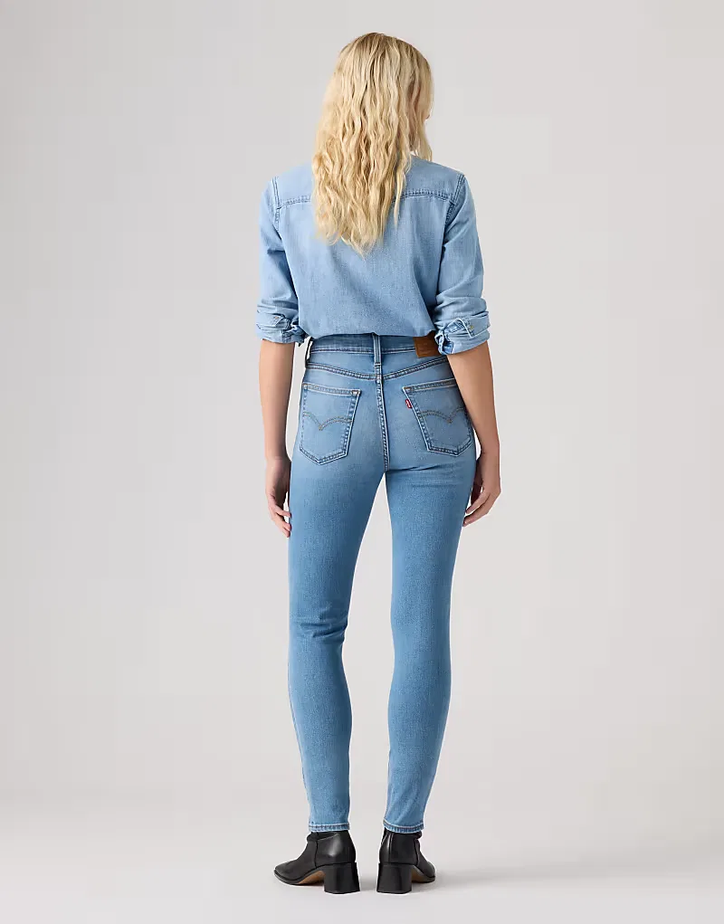 Джинсы Levi's 721 с высокой посадкой и зауженными штанинами, светло-голубые