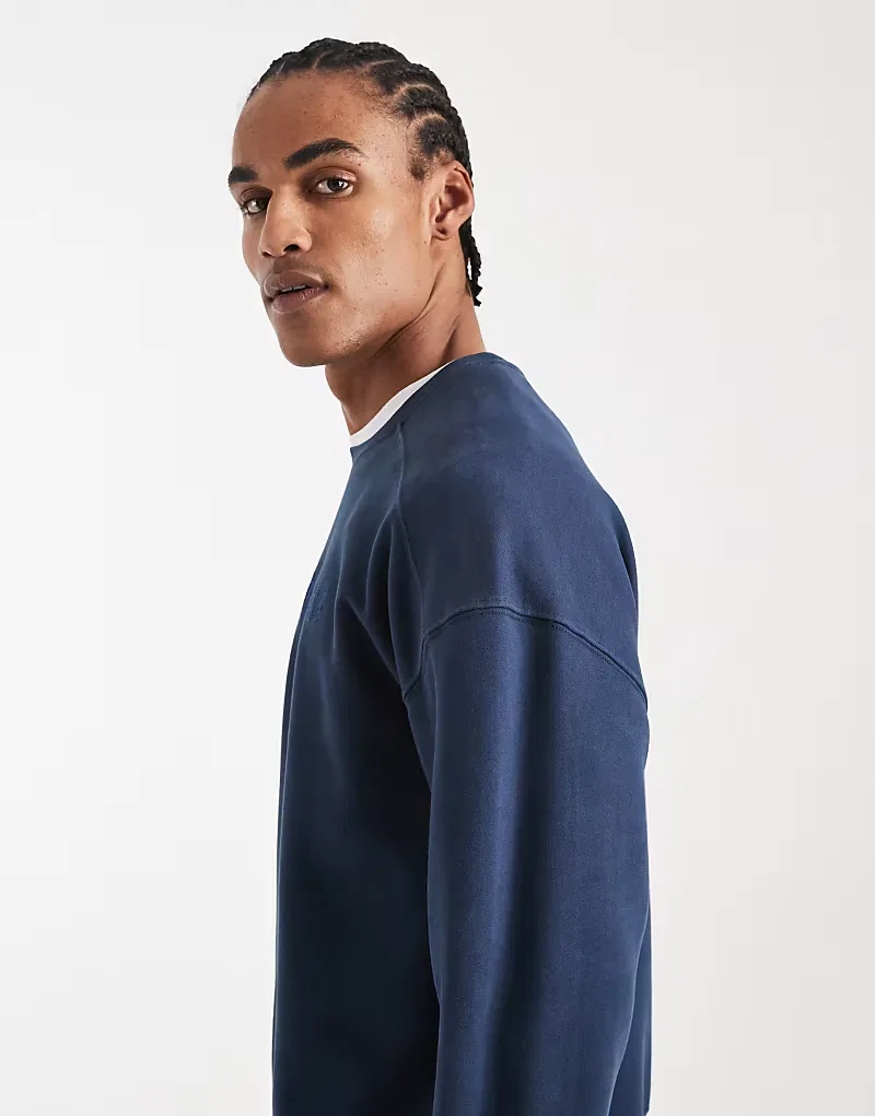 Толстовка Levi's с вышитым логотипом, свободного кроя, темно-синий — фото 4