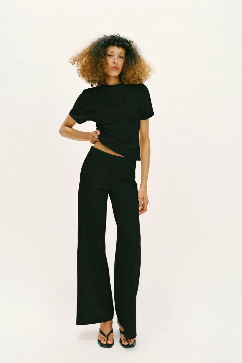 Эластичные широкие брюки ZARA, Black