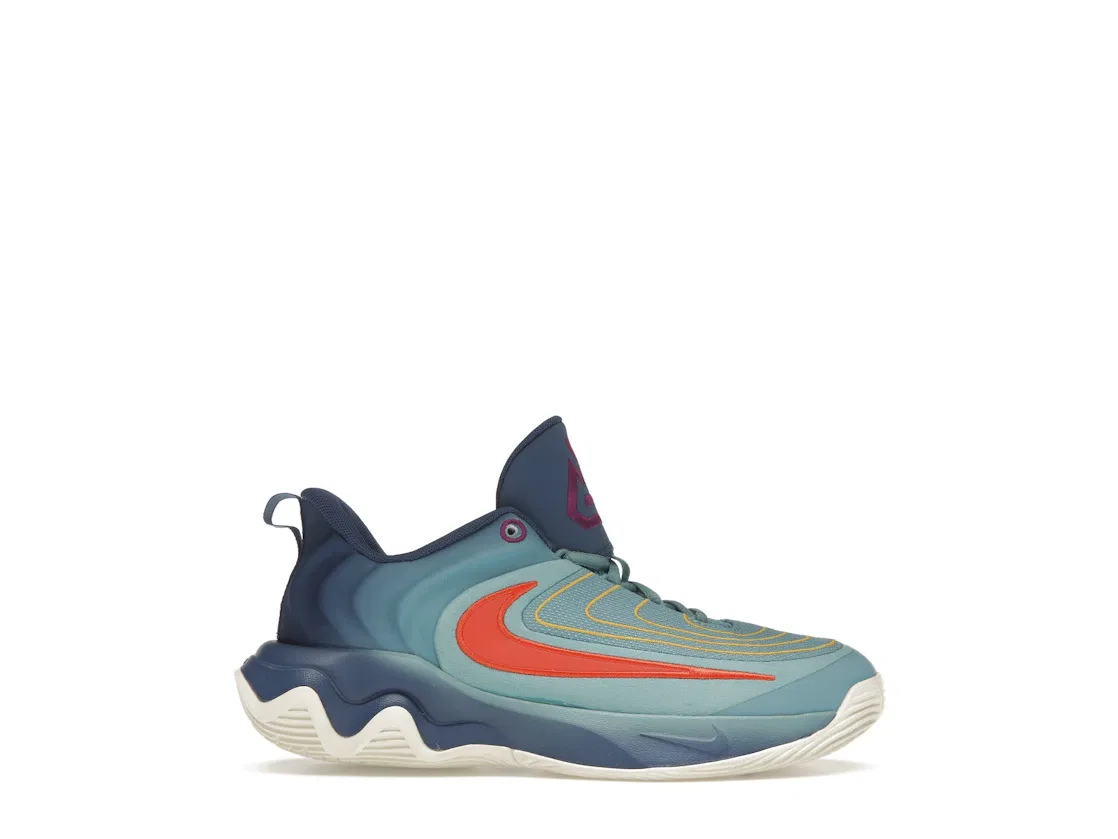 Детские кроссовки для баскетбола Giannis Immortality 4 Nike, Denim Turquoise/Mystic Navy/University Gold/Cosmic Clay