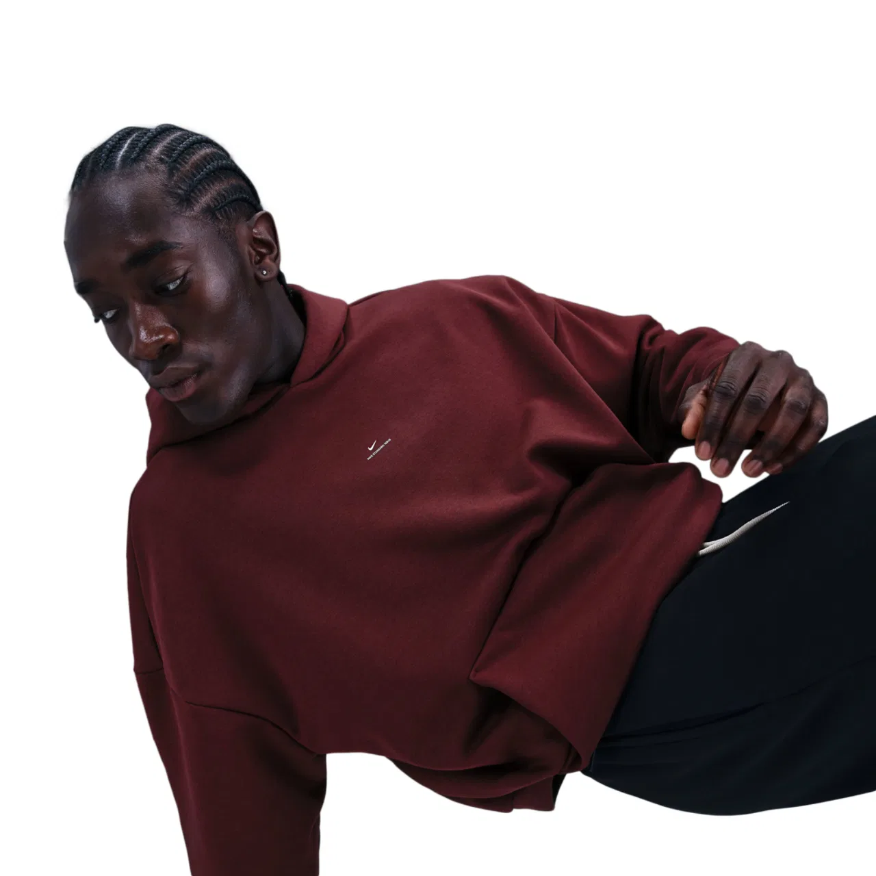 Мужское худи Standard Issue Brushed Pullover Nike, цвет Pale Ivory/Dark Team Red — фото 3