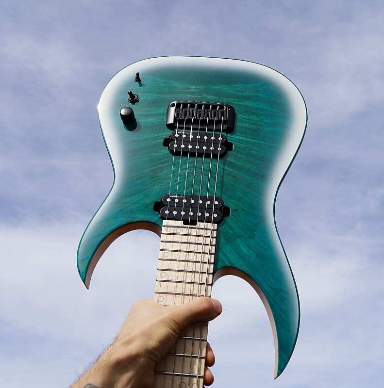 

Schecter USA CUSTOM SHOP KM-7 Stage Keith Merrow - Pacific Snow 7-String (с автографом) в футляре (2023)