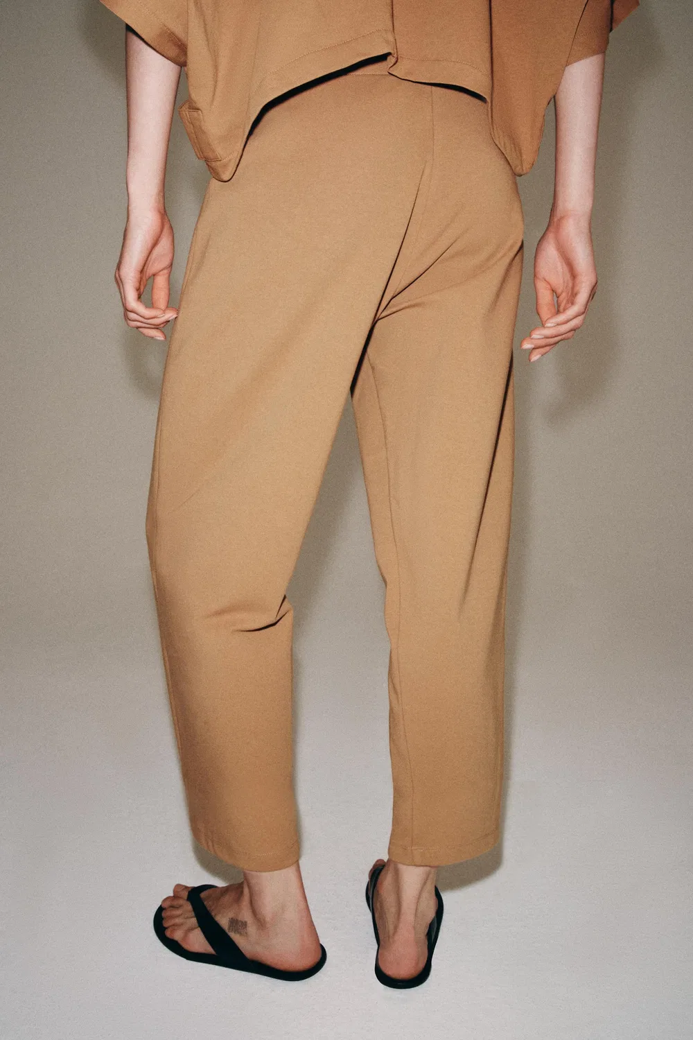 Брюки Interlock Carrot Fit ZARA, Mid-camel — фото 3