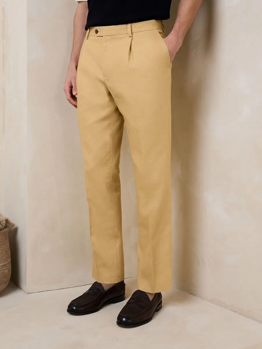 Брюки Next Regular Pleated Pants 'N. Premium' горчичного цвета — фото 2