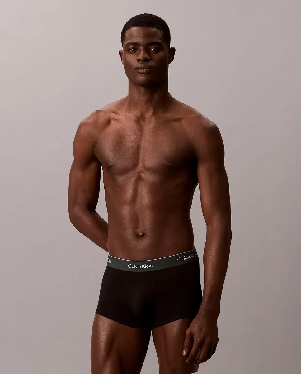 Мужские боксеры с заниженной талией из хлопка Calvin Klein, Negro — фото 2