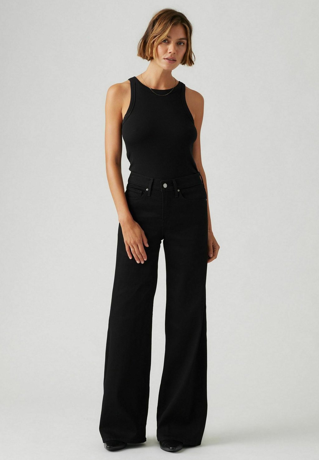 Расклешенные джинсы 318 SHAPING WIDE LEG Levi's, цвет Tall Glass Of Water — фото 2