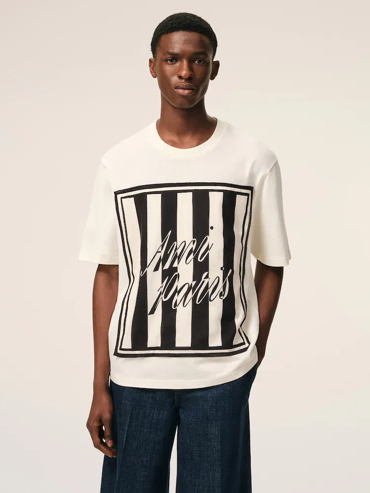 Футболка с принтом Boxy Fit Short Sleeves AMI PARIS, Blanc Creme/Noir — фото 2