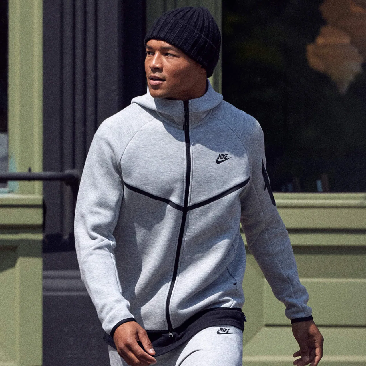 Мужское худи Windrunner Nike Tech Fleece Full-Zip, цвет Black/Dark Grey Heather