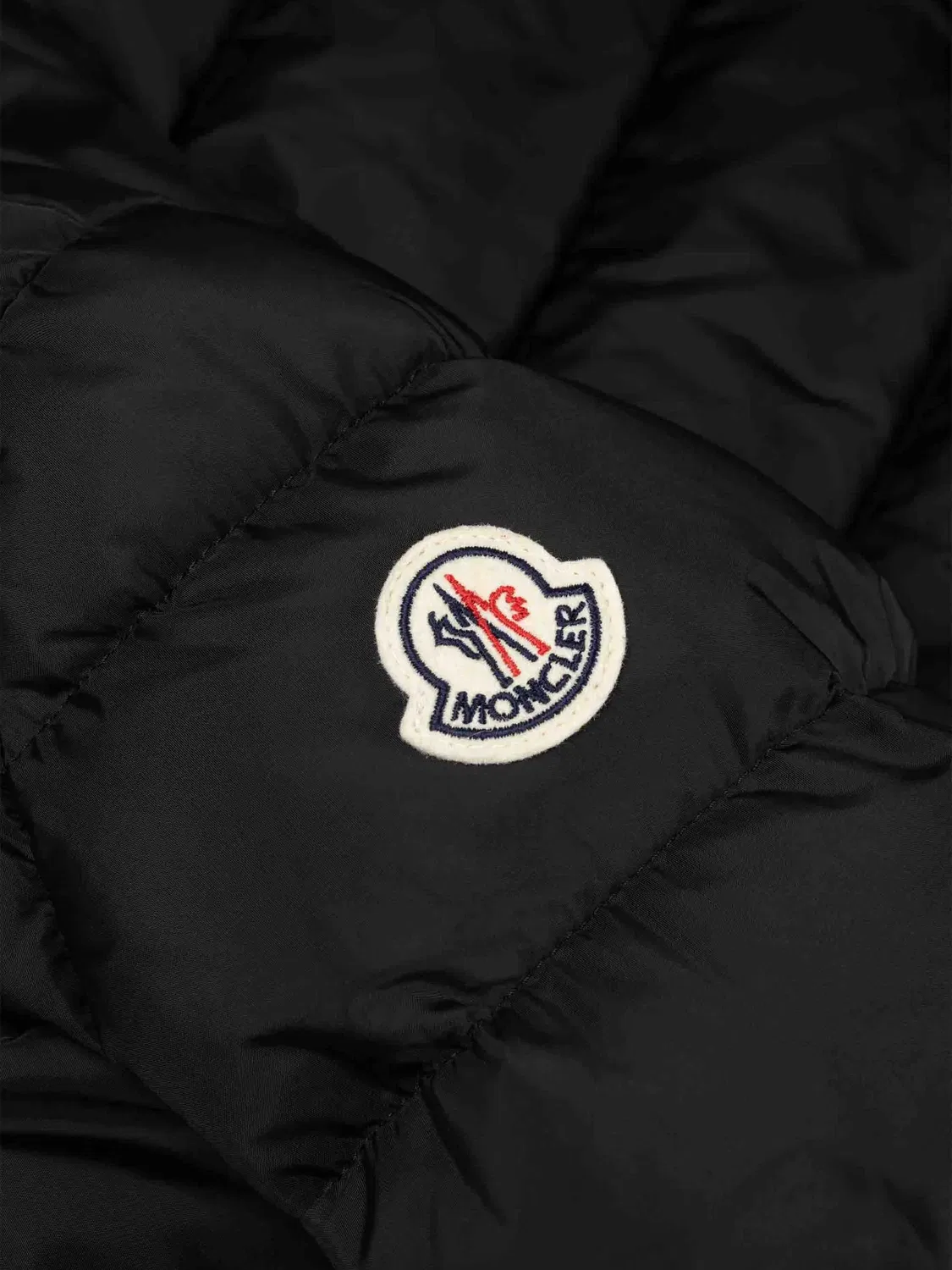 Стеганое пуховое пальто Abelle черное Moncler, черный — фото 2