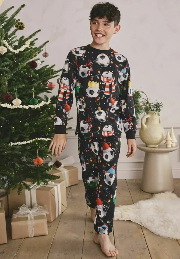 Пижамный комплект хлопок Single Christmas Set Next black/white/red/green football, белый/зеленый — фото 2