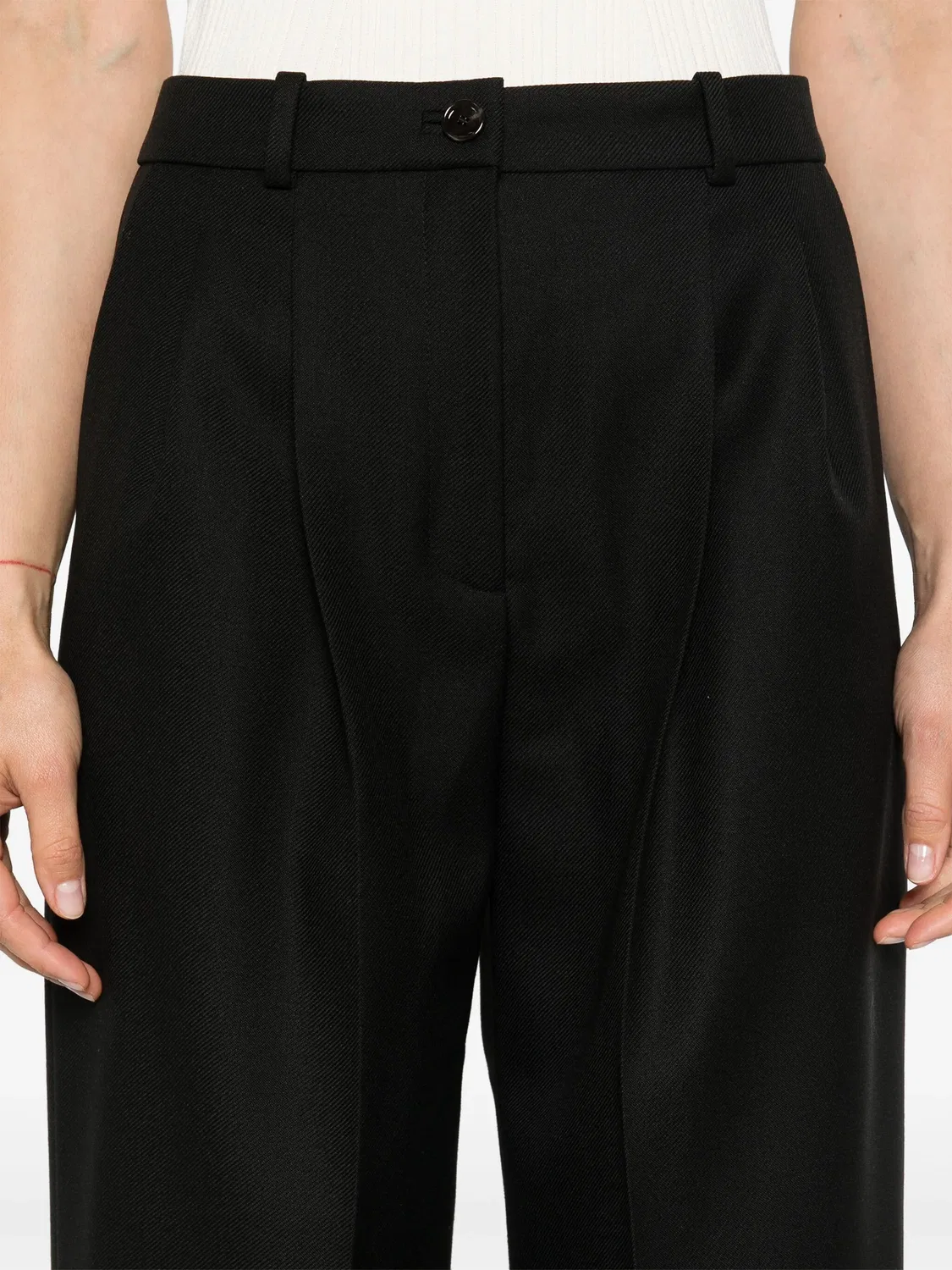 Т trousers с деталями из складок из чистой шерсти BOSS, черный — фото 2