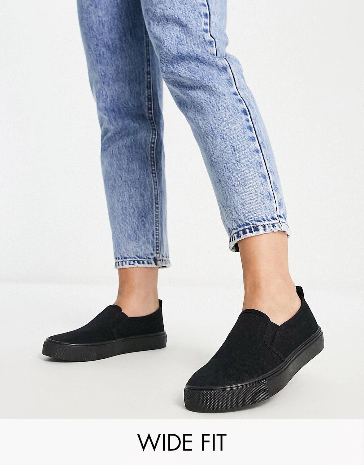 Черные плимсоллы с широкой посадкой в горошек ASOS DESIGN