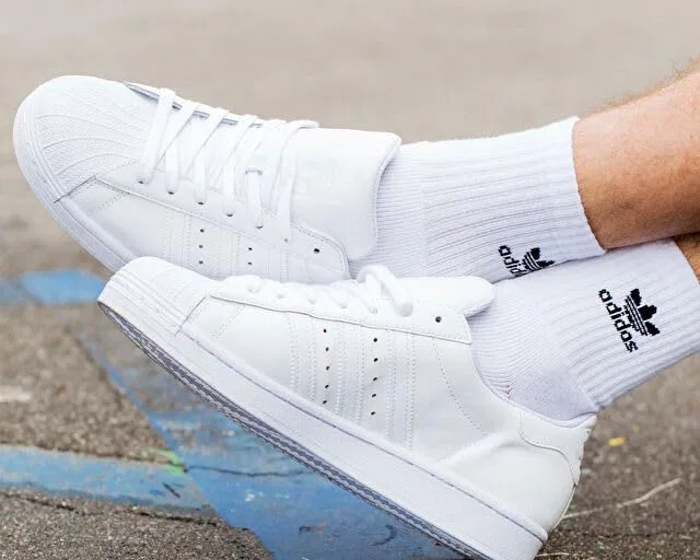 Детские кроссовки с кожаным верхом Superstar Adidas, Ftwr White Ftwr White Ftwr White 960 — фото 2