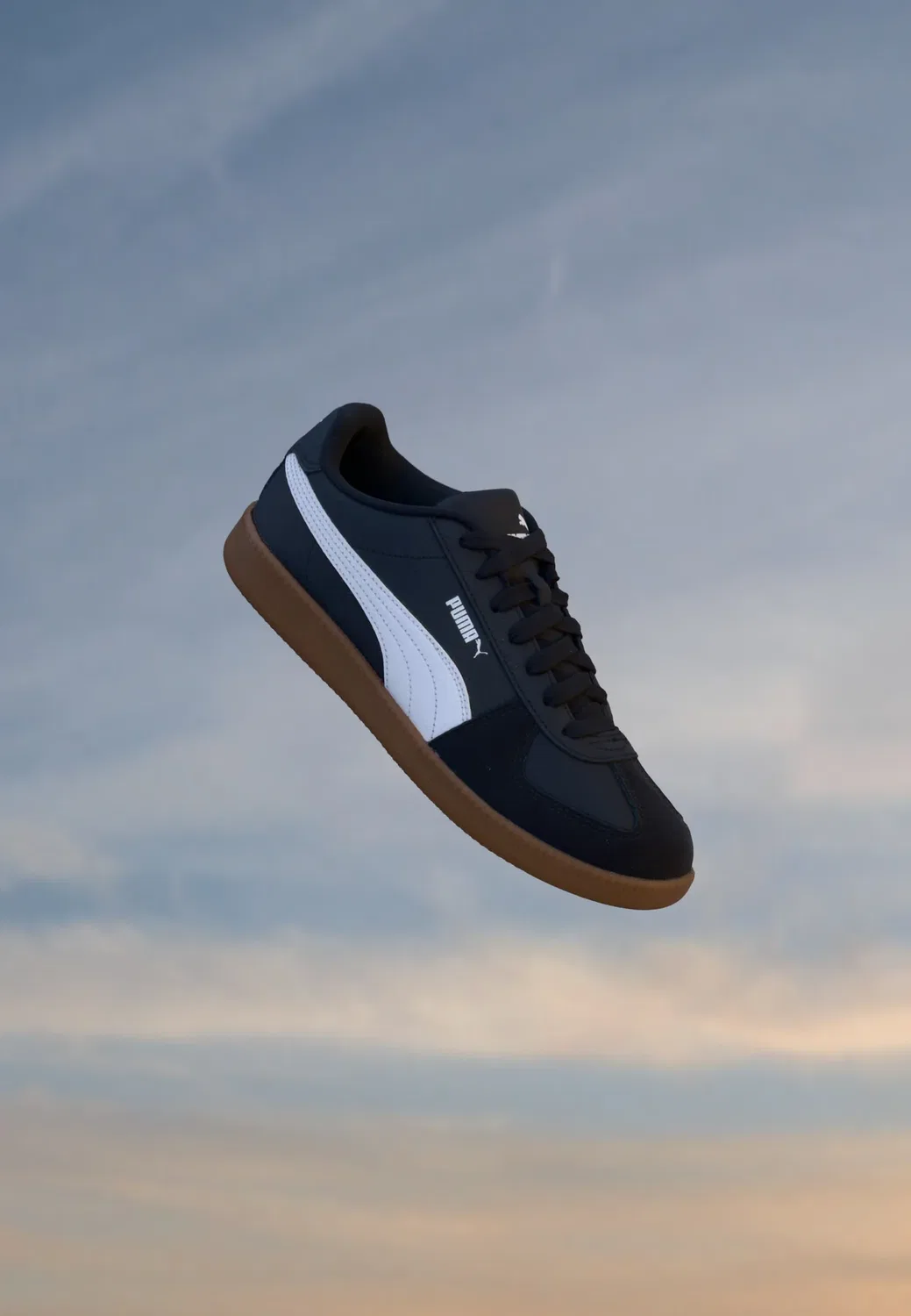 Кроссовки Club lt jr унисекс Puma, Black/White