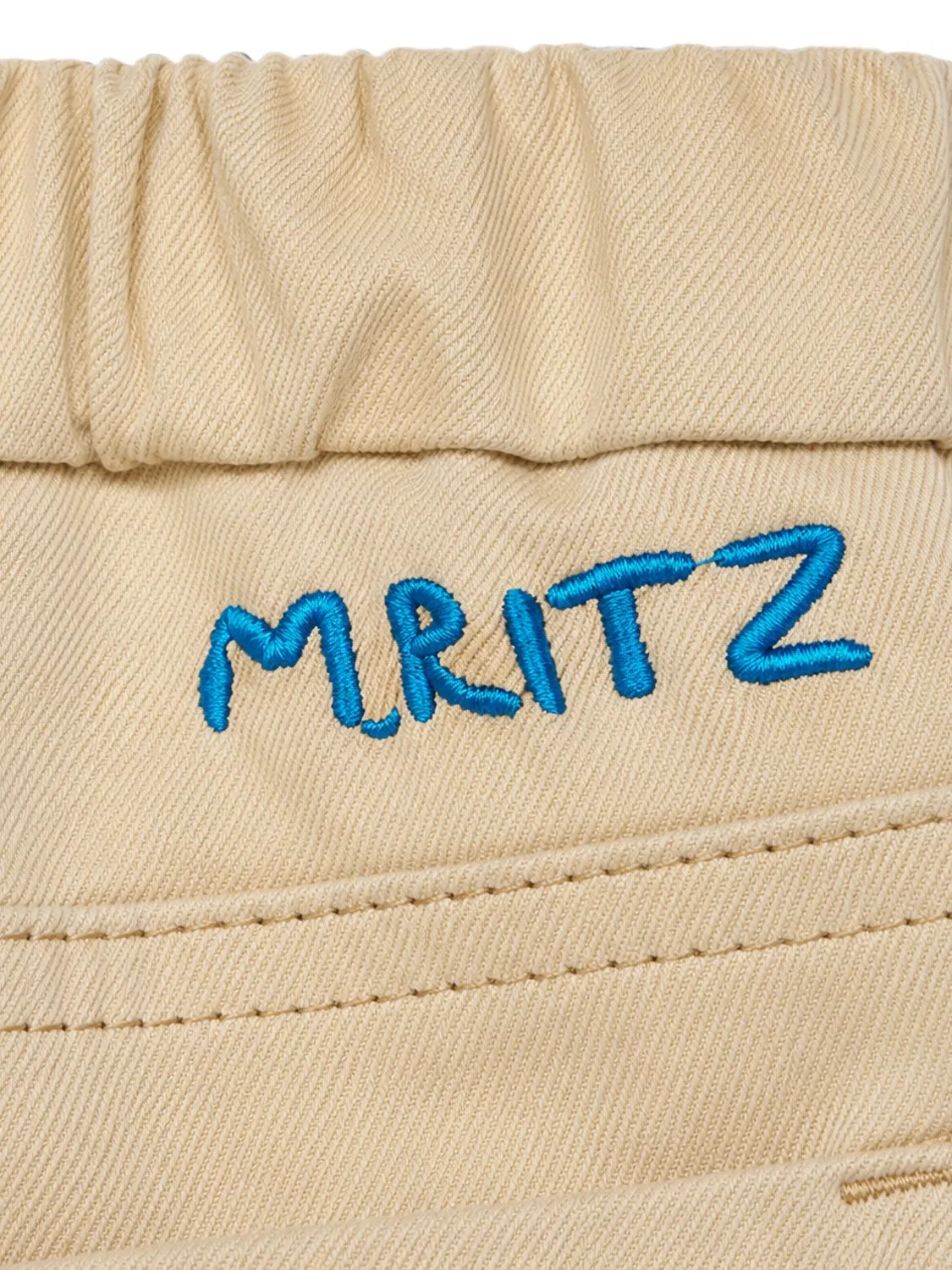 Брюки с вышитым логотипом и эластичным поясом Manuel Ritz Kids, нейтральные цвета — фото 3