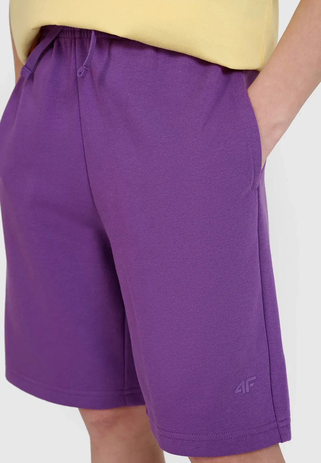 Spodenki dresowe chłopięce - czarne 122 (6-7 лат) - спортивные шорты 4F, Violet — фото 4