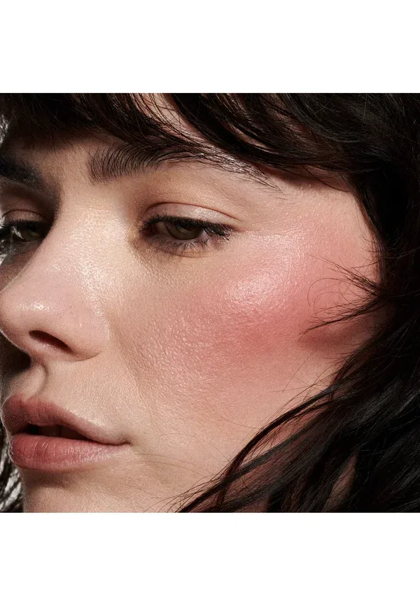 Румяна жидкие Strobe Beam Blush Mac, Plummy Bare, 4.3 мл, цвет plummy bare — фото 3