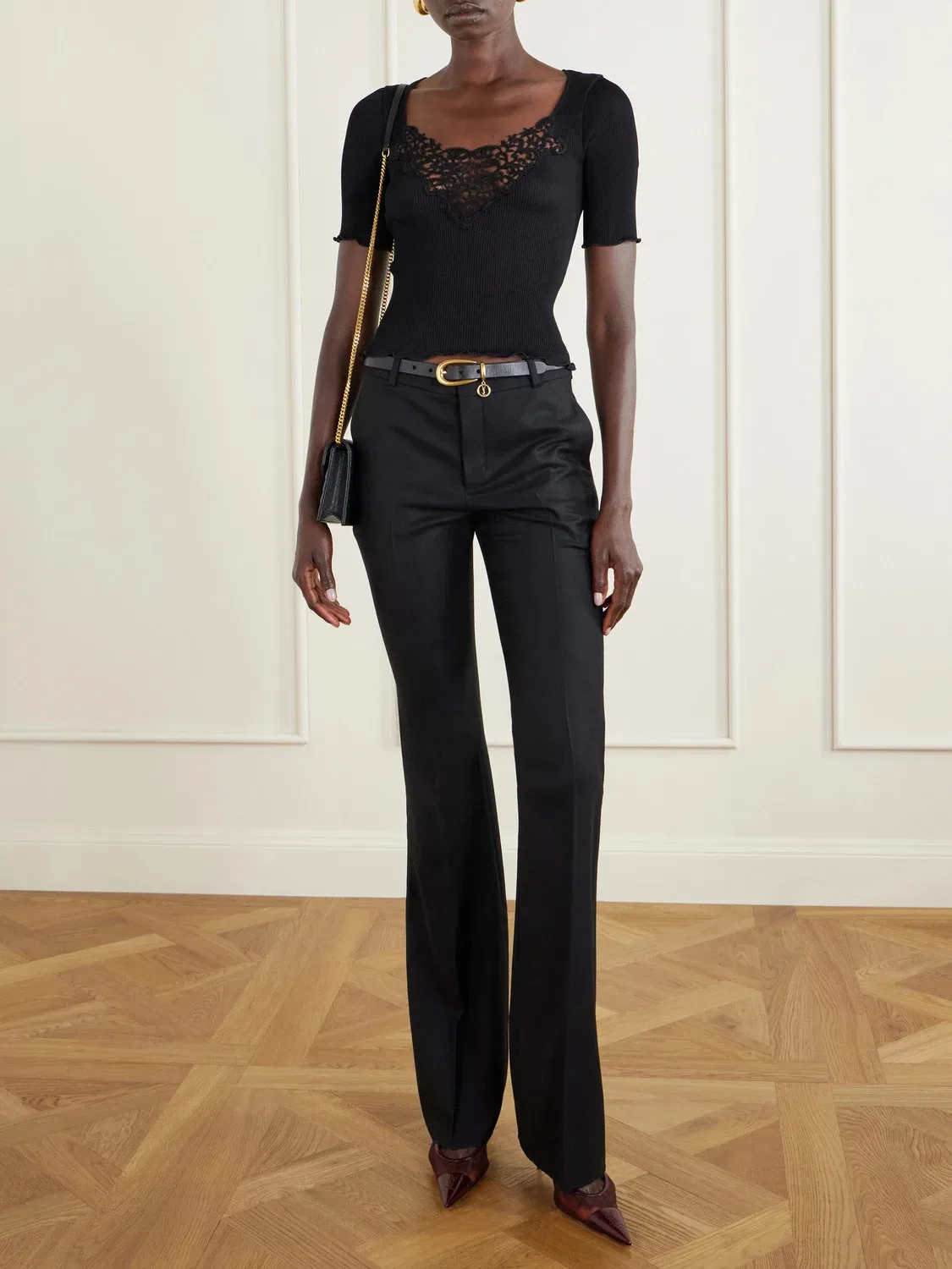 Футболка из ребристого шелка с отделкой из гипюрового кружева SAINT LAURENT, черный — фото 2