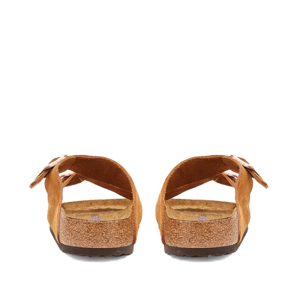 Сандалии Birkenstock Arizona Soft Footbed Suede Leather, коричневый — фото 2