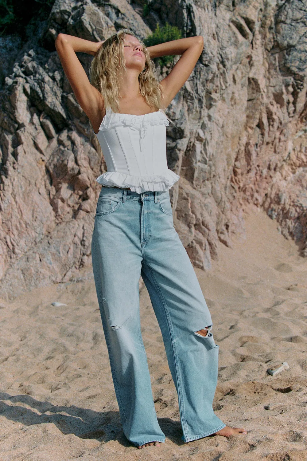 Топ с оборками, вдохновленный корсетом. ZARA, White