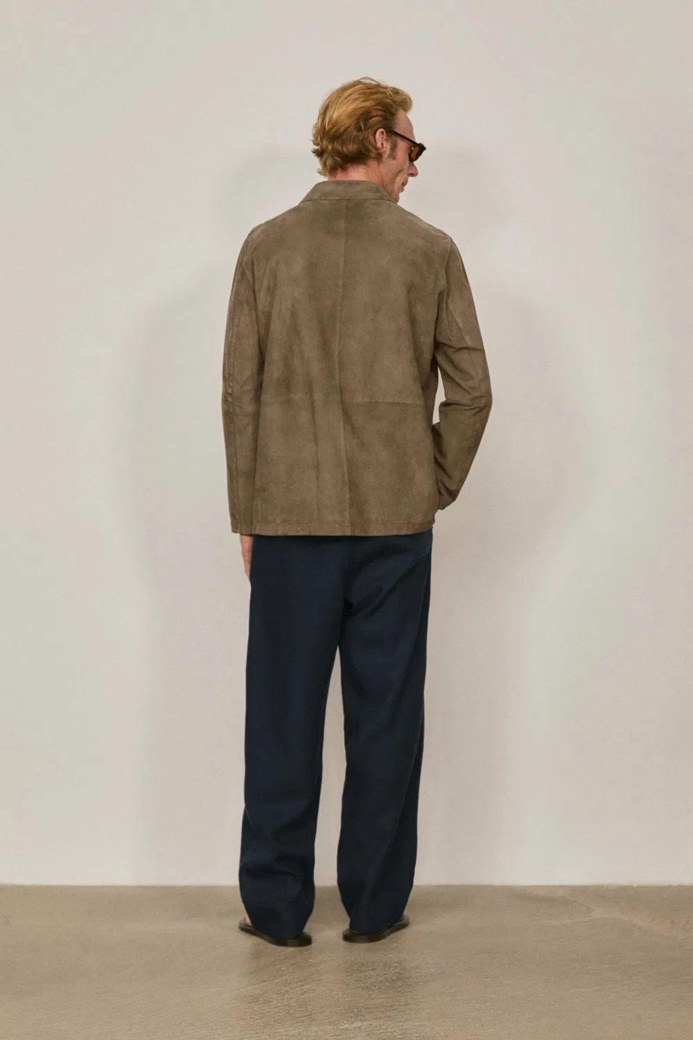 Рубашка-Куртка из замшевой кожи с карманами - лимитированная серия Massimo Dutti, бледно-зеленый — фото 3