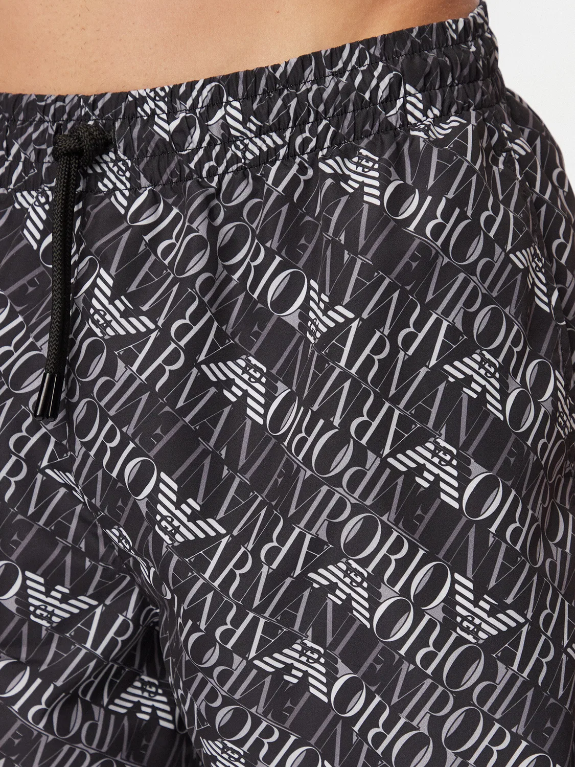 Мужские плавки-шорты стандартного кроя Emporio Armani, черный — фото 4
