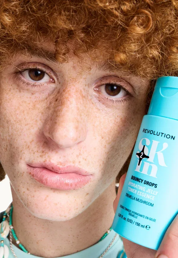 Тонер гелевый увлажняющий Tremella Mushroom Hydrating Jelly Toner Essence Skin By Revolution 150 мл — фото 2