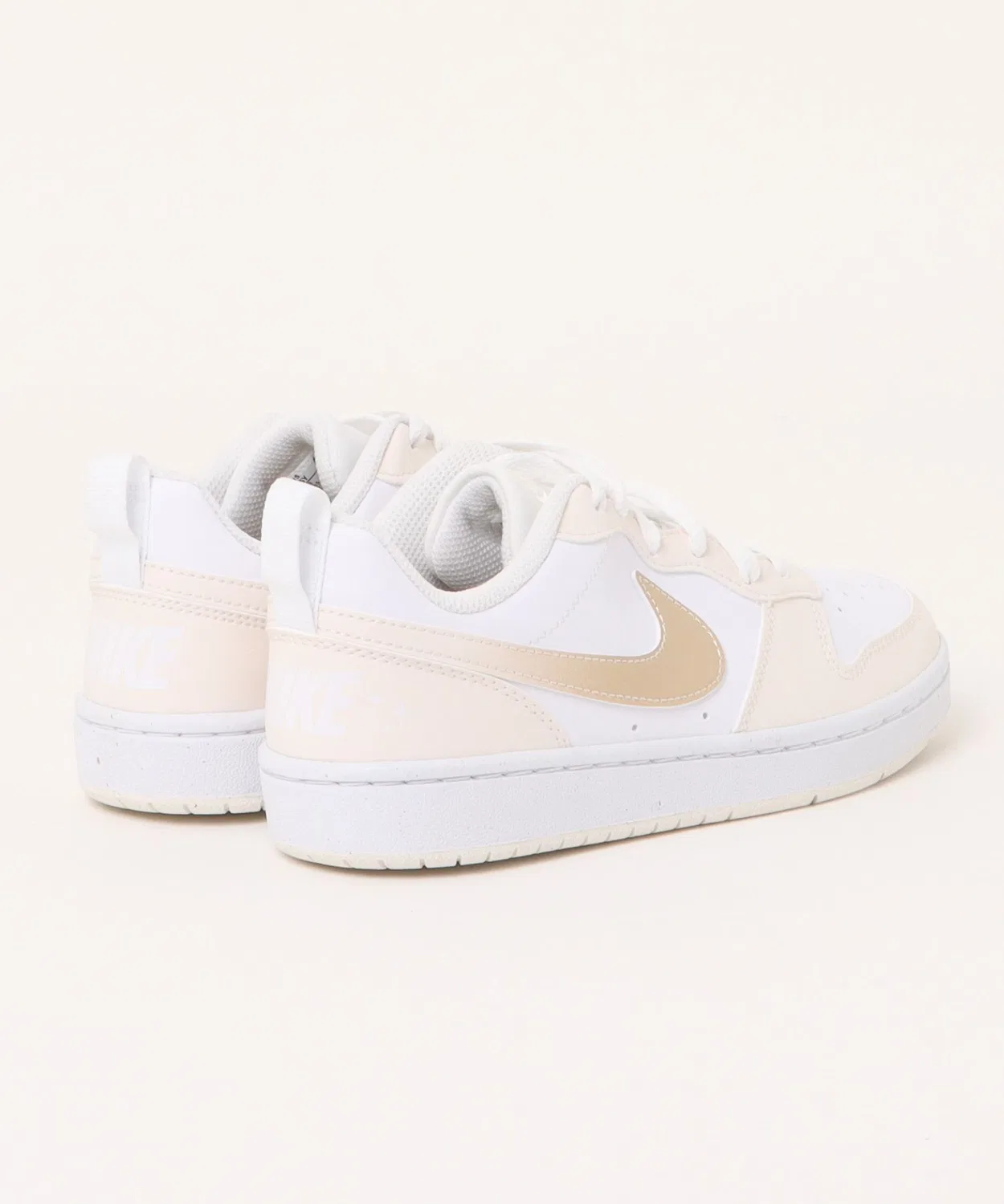 Детские кроссовки с низким верхом, на шнуровке, модель Court Borough Low BBall GS NIKE, Белый/Серый/Мел/Белый — фото 2