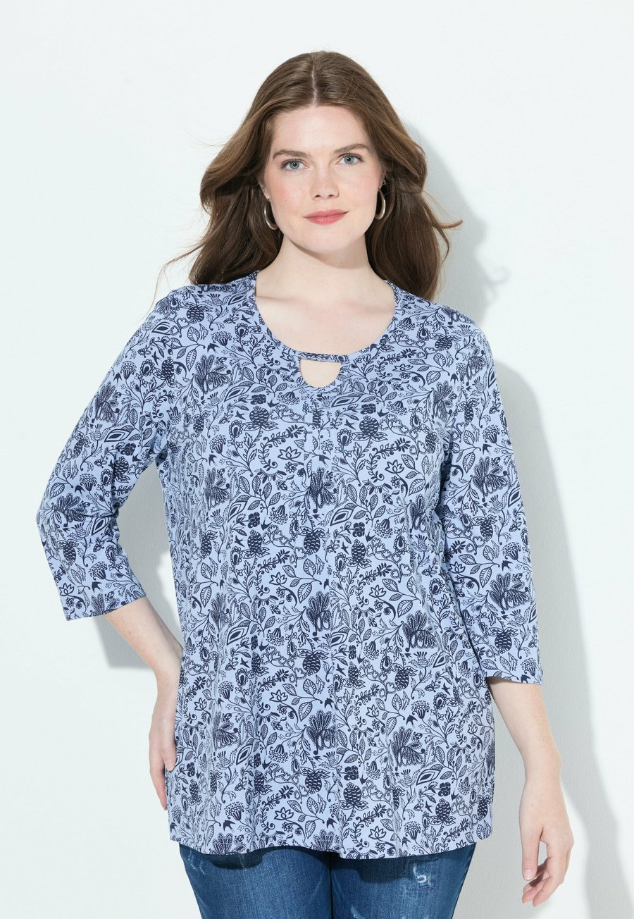 

Футболка Ulla Popken FLORAL PAISLEY 3/4 SLEEVE , Pale Blue/Light Blue, Синий, Футболка Ulla Popken FLORAL PAISLEY 3/4 SLEEVE , Pale Blue/Light Blue