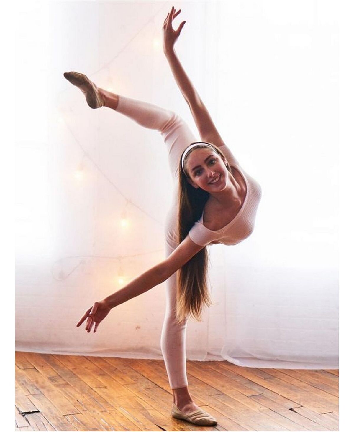 

Трикотажные леггинсы в рубчик Capezio, розовый