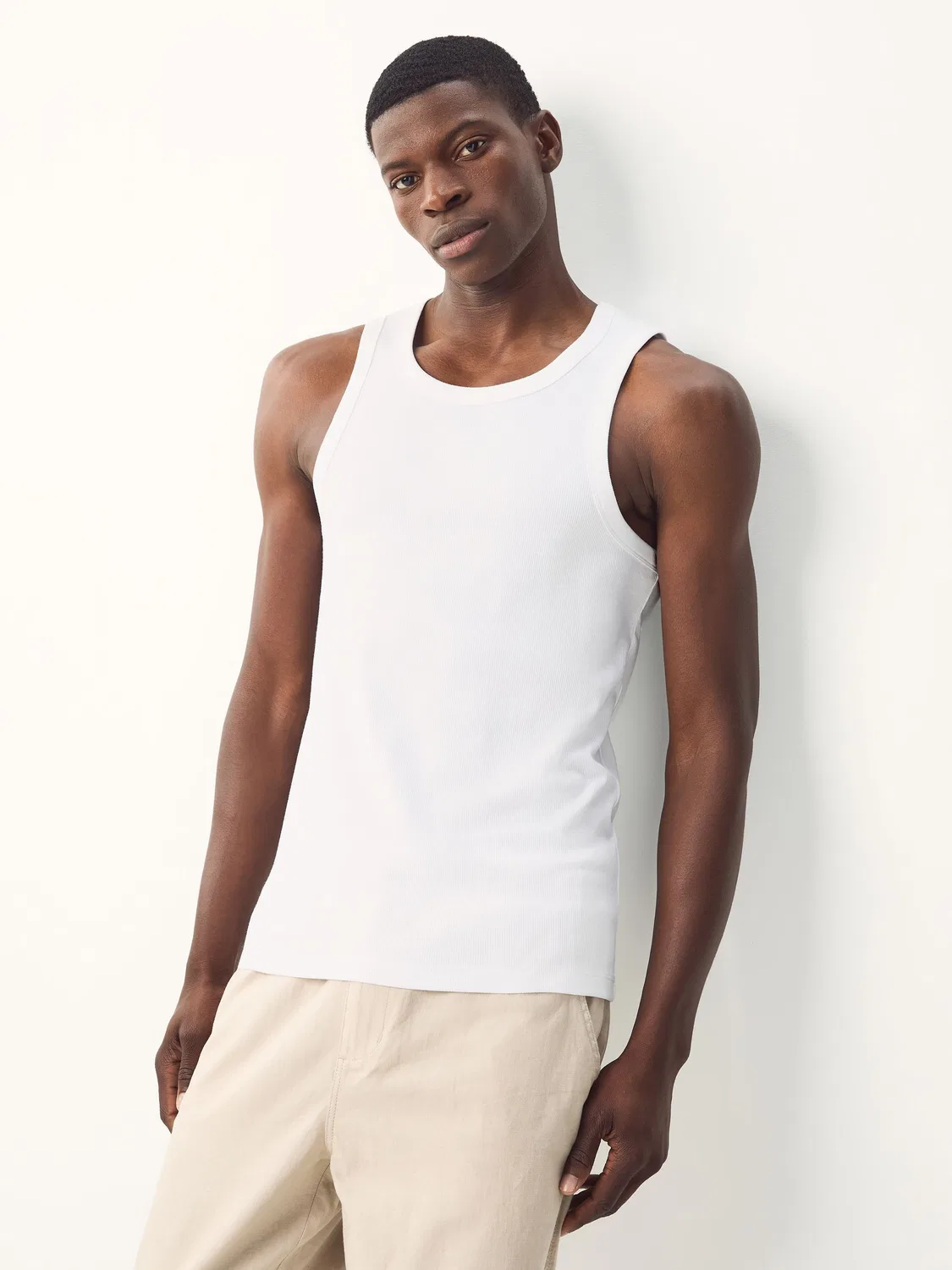 Жилеты утепленные, 4 Pack Slim Ribbed Vests Next, черный/белый/нейтральный/темно-синий — фото 4