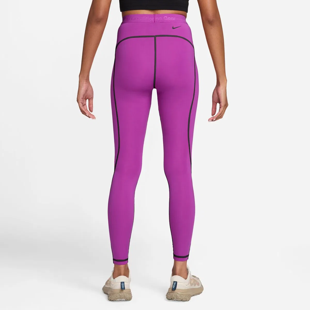 Женские леггинсы с принтом ACG Dri-Fit Wildsee Baselayer Bottom Nike, Vivid Purple/Safety Orange/Black — фото 3