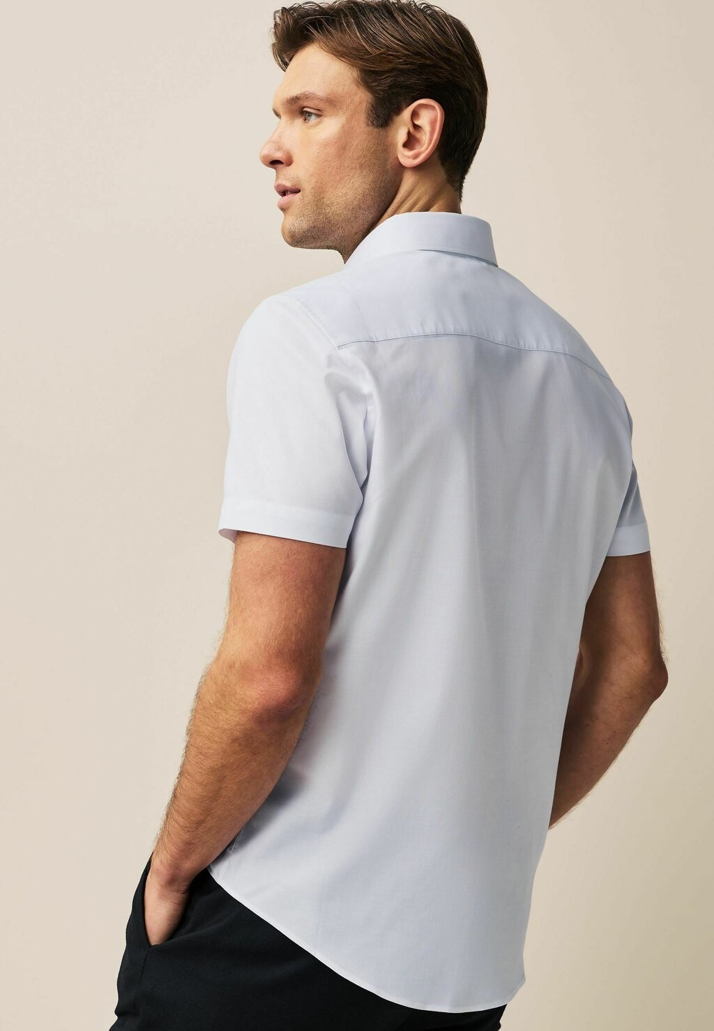 

Рубашка BUTTON DOWN OXFORD SHORT SLEEVE, REGULAR FIT Next, белый