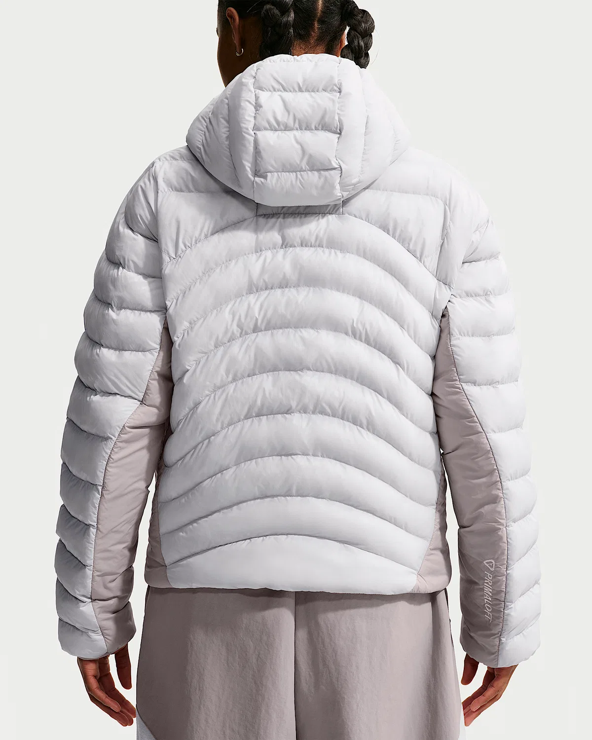 Женская куртка Nike ACG Therma-FIT ADV "Lava Flow", Photon Dust/Grey Fog/Photon Dust/Summit White — фото 2