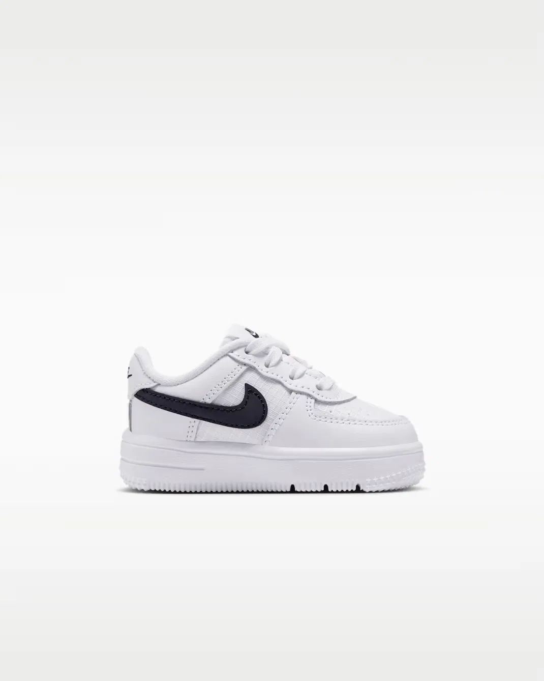 Детская/подростковая обувь Nike Force 1 Low Tech, White/White/Black — фото 3