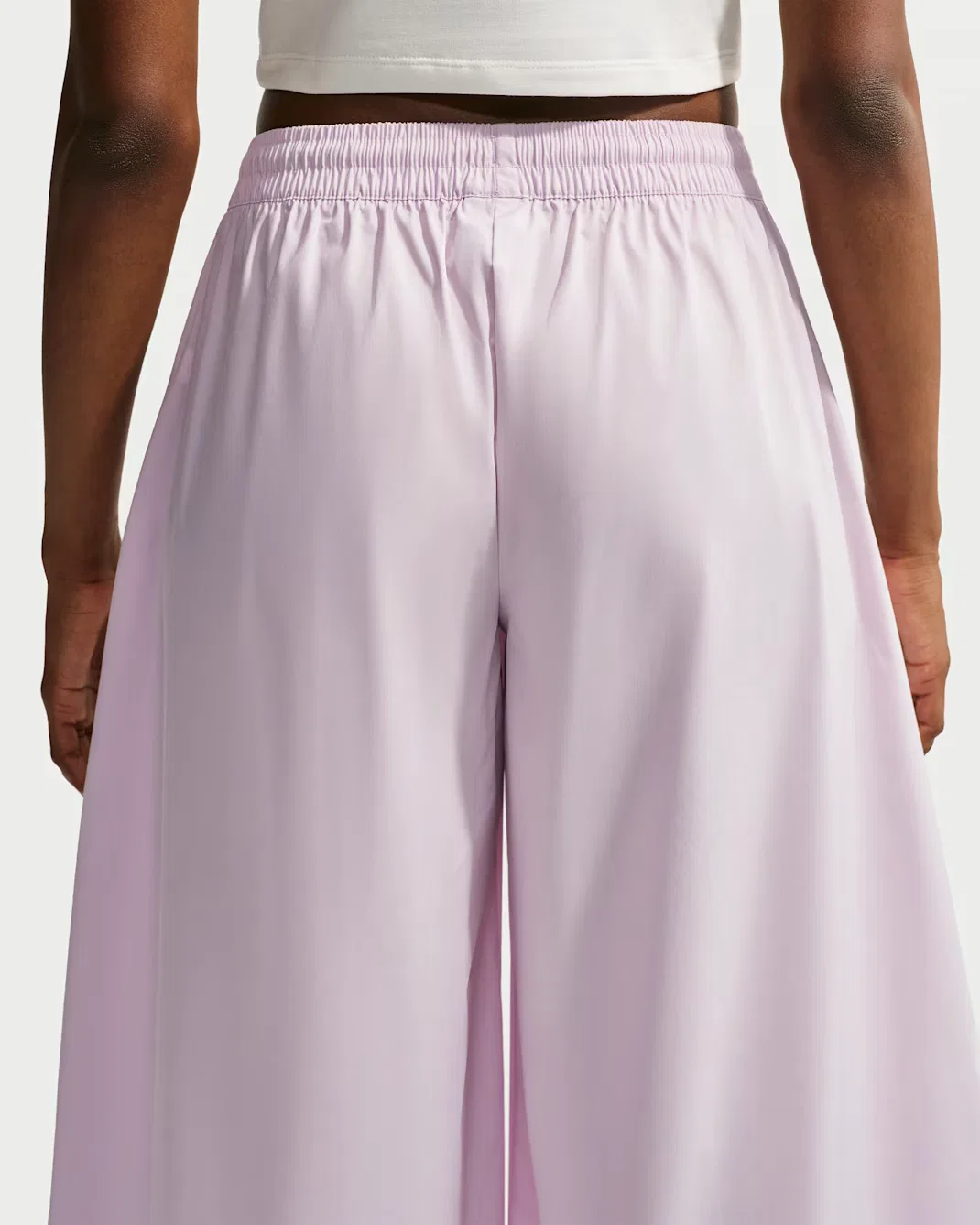 Женские свободные кюлоты из поплина со средней посадкой Nike Sportswear, Bleached Lilac/White — фото 3