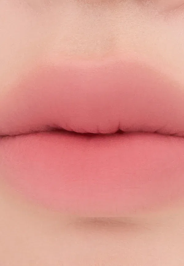 Матовый крем-пигмент для губ, 8 г Rom&Nd Strawberry Whip, цвет strawberry whip — фото 2
