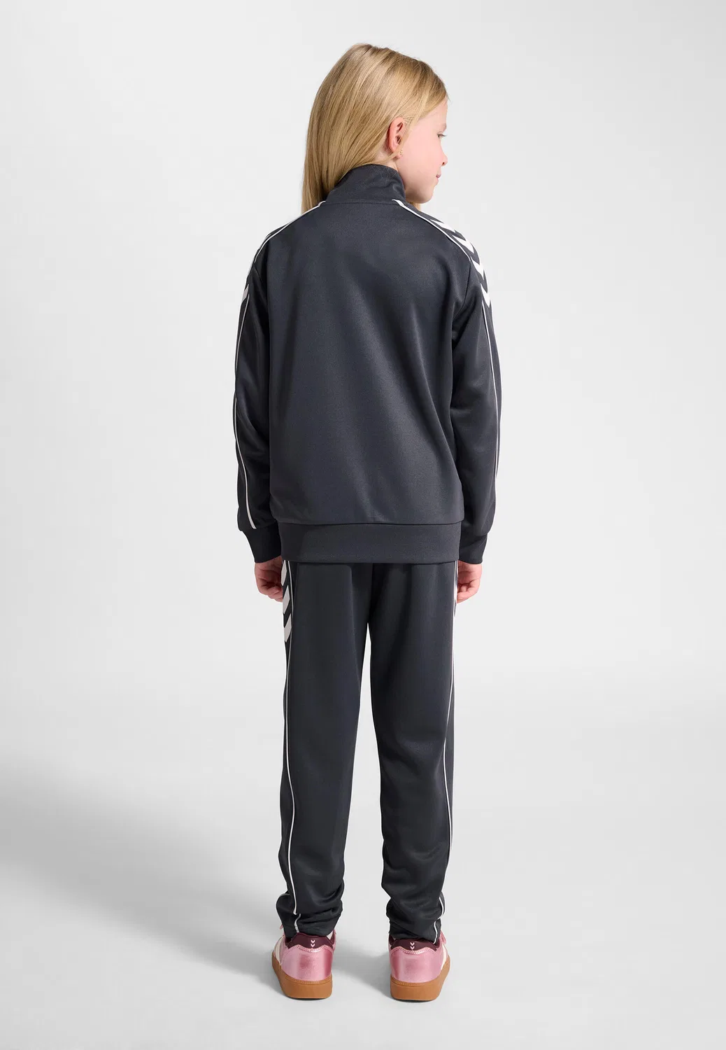 Детский спортивный костюм на регулируемой талии Hmltrack Hummel, Ebenholzbraun — фото 2