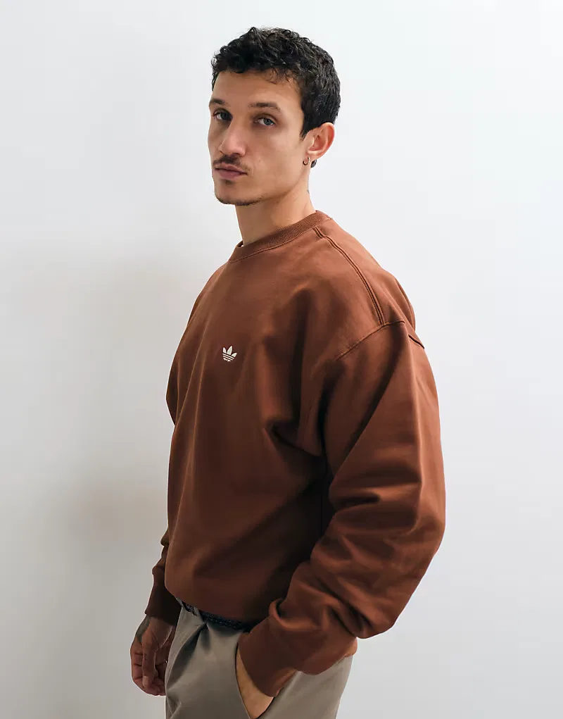 Свободная толстовка Adidas Originals с круглым вырезом, коричневый — фото 2