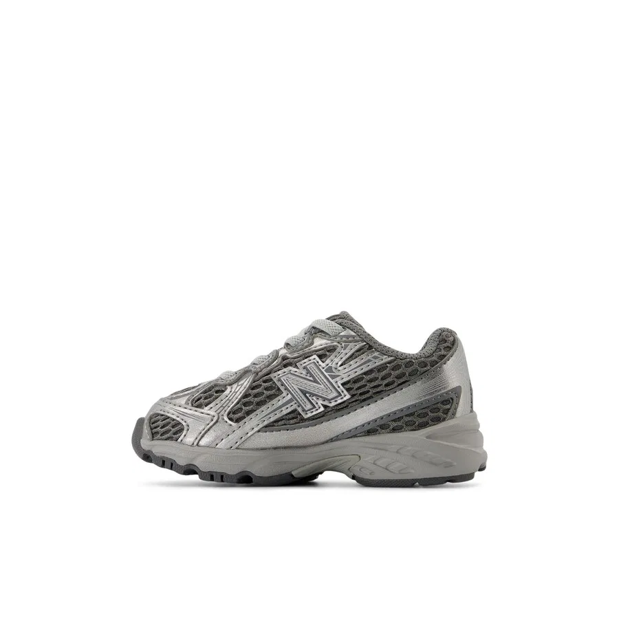Кроссовки New Balance '740' темно-серого цвета — фото 4