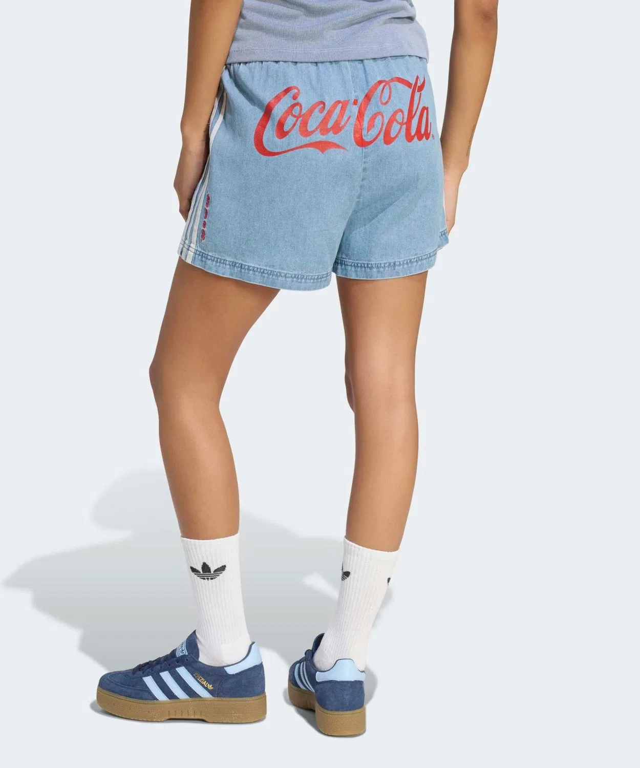 Женские джинсовые шорты свободного кроя с принтом Adidas Originals, Синий — фото 2