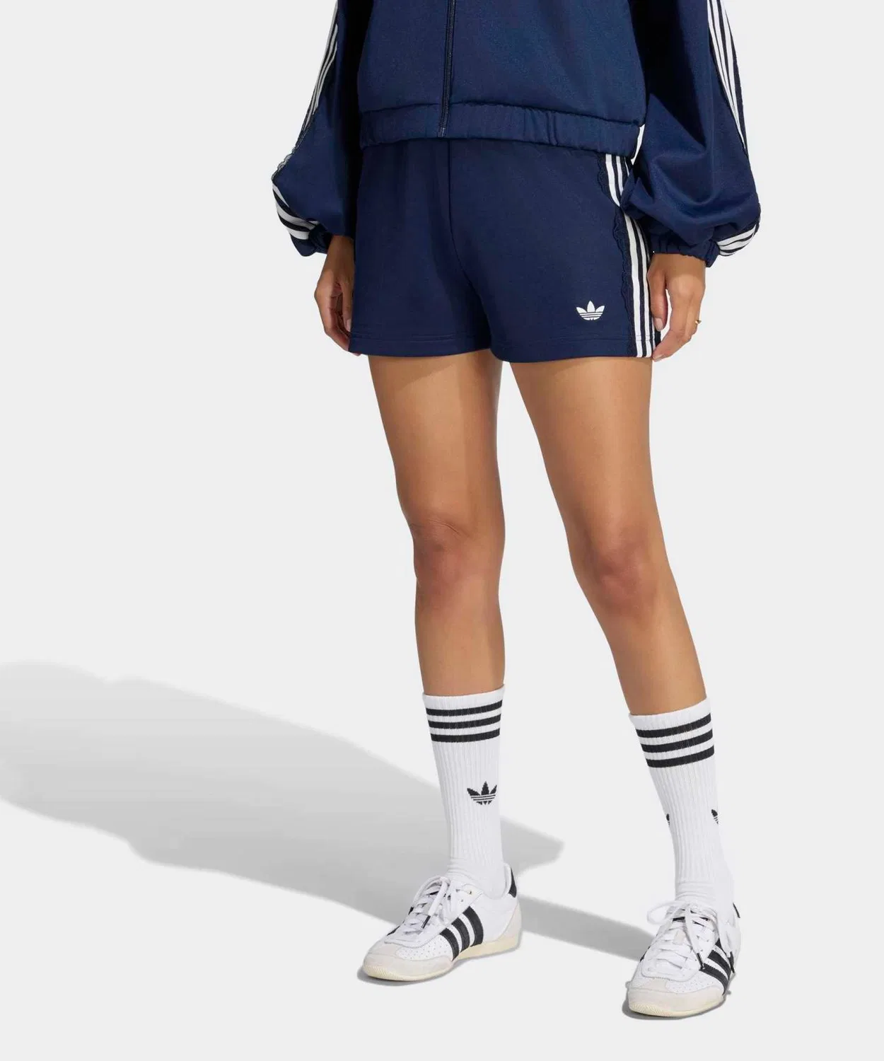 Женские шорты с кружевными вставками и застежкой-молнией, модель Lace Three Stripes, Adidas, Navy