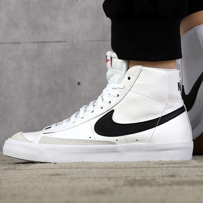 Кроссовки Nike Blazer Mid 77 GS, белый/черный — фото 3