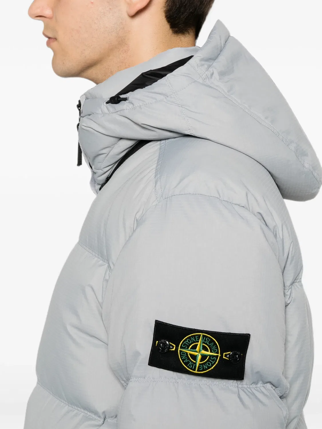 Stone Island Пуховая стеганая куртка рипстоп с капюшоном, серый — фото 2