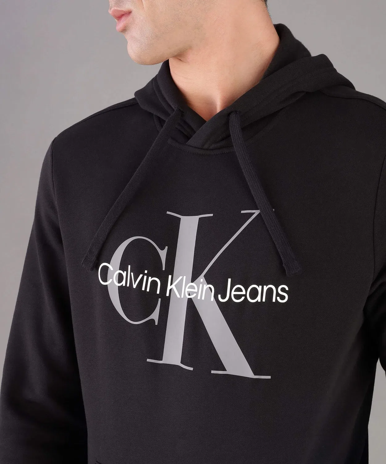 Мужской худи с принтом Calvin Klein Monogram Logo Hoodie, Черный — фото 3