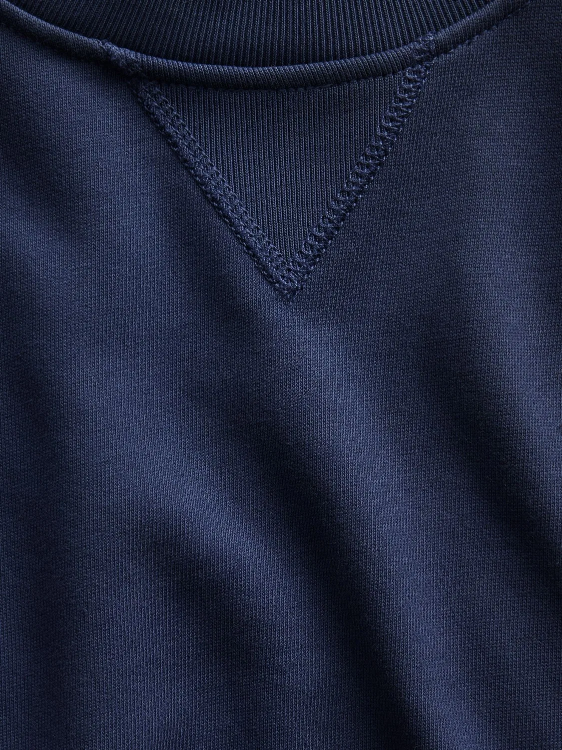 Свитшот оверсайз с коротким рукавом Gap Heavyweight French Terry, темно-синий — фото 4