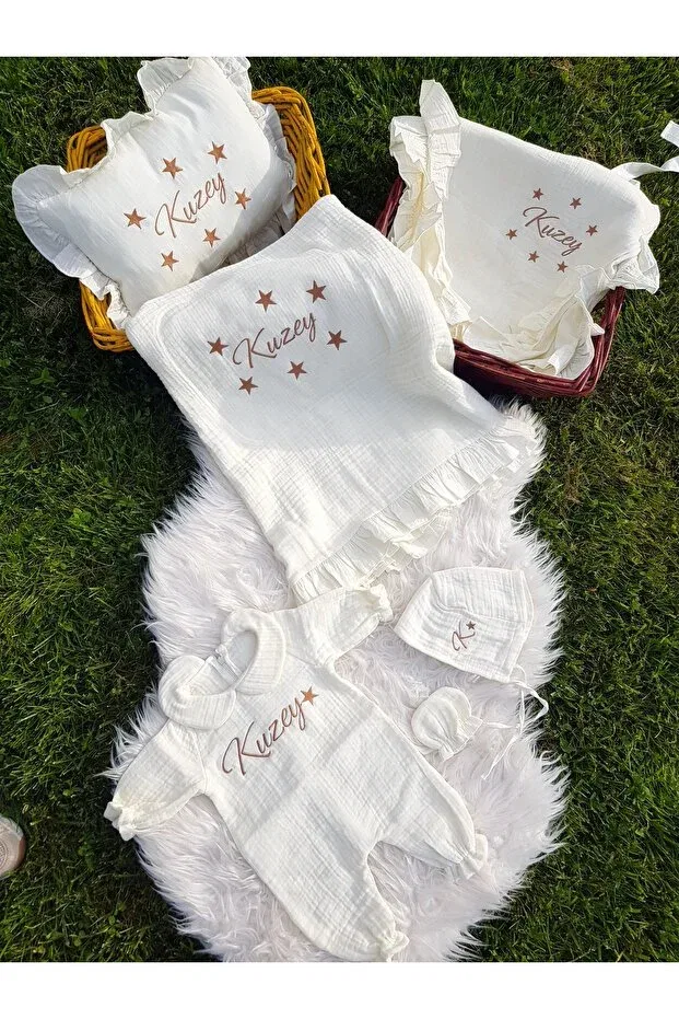 Детский комплект из муслина с вышивкой имени Baby Clime, Nude Color