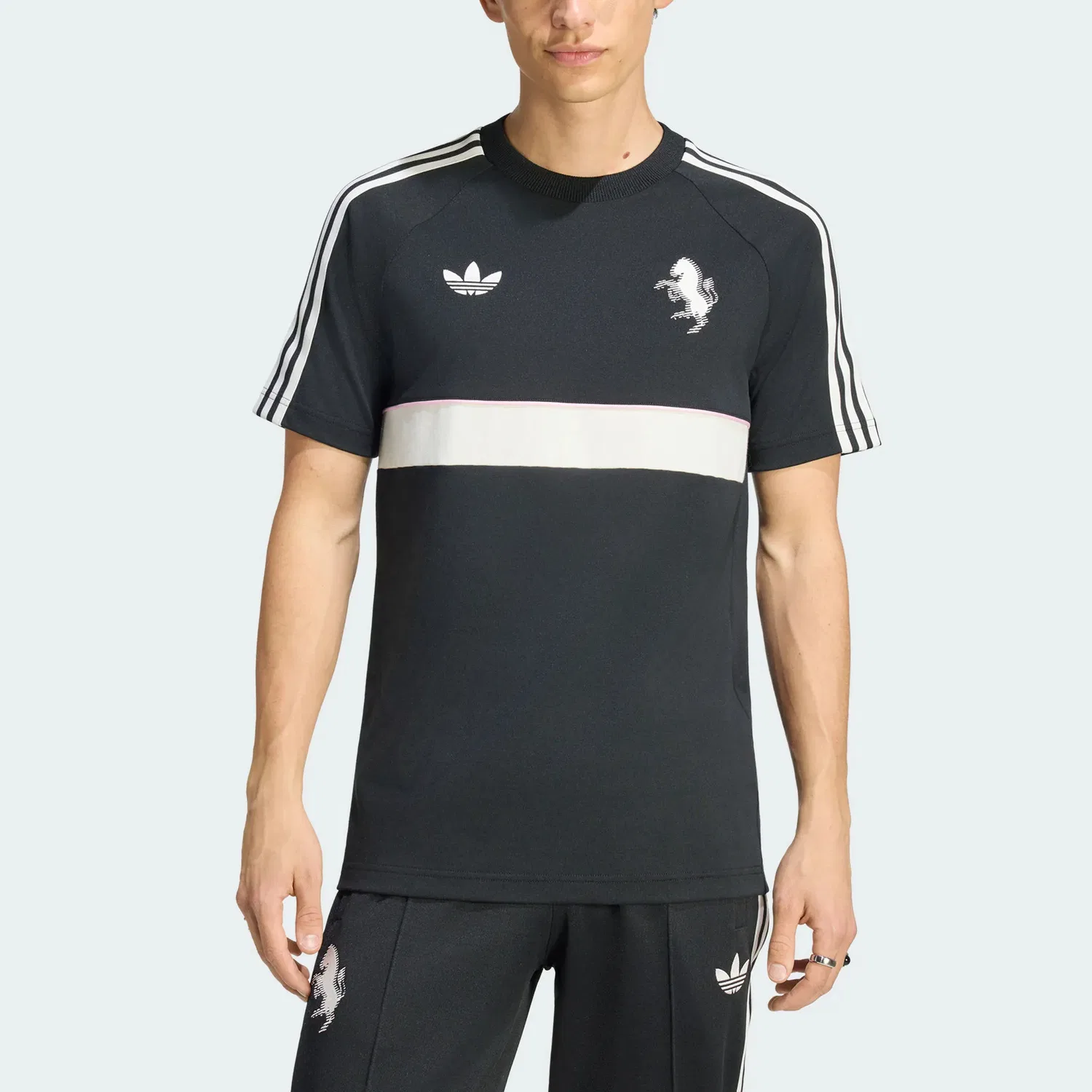 Мужская футболка с круглым вырезом Juventus Adidas Originals, черный — фото 4