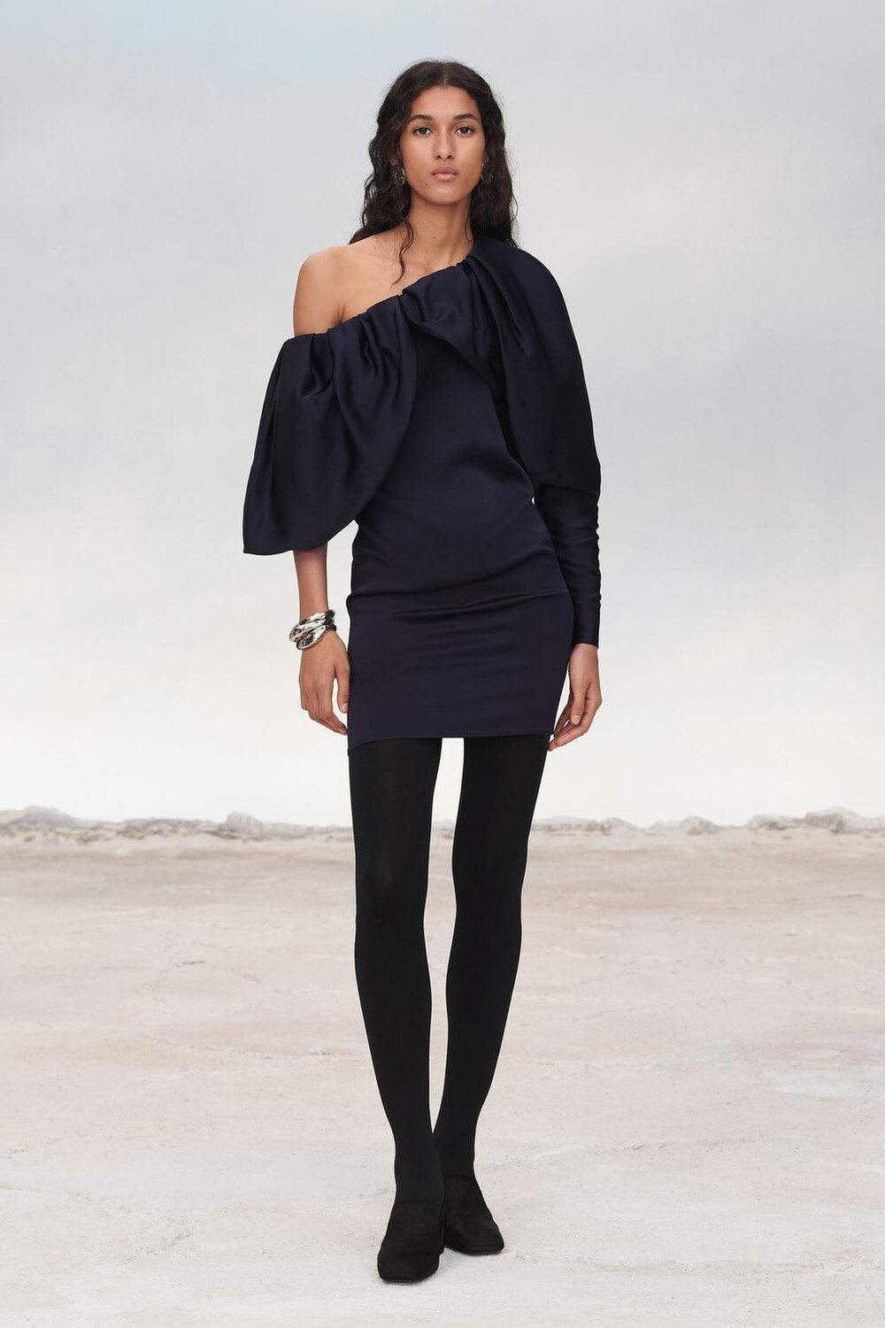 

Асимметричное короткое платье ZARA, темно-синий