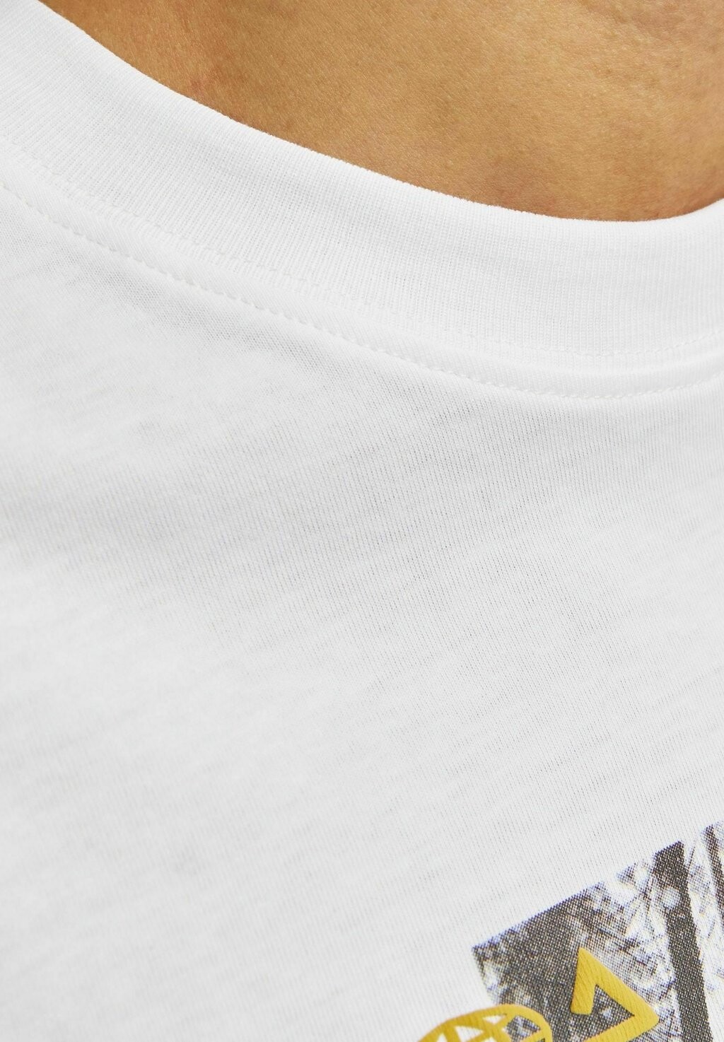 

Футболка с принтом GEDRUCKT RUNDHALS Jack & Jones, белый